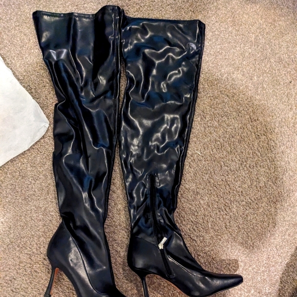 New York & company, black thigh high boot NWT. Size 8, includes dust bag, no box - Picture 1 of 6